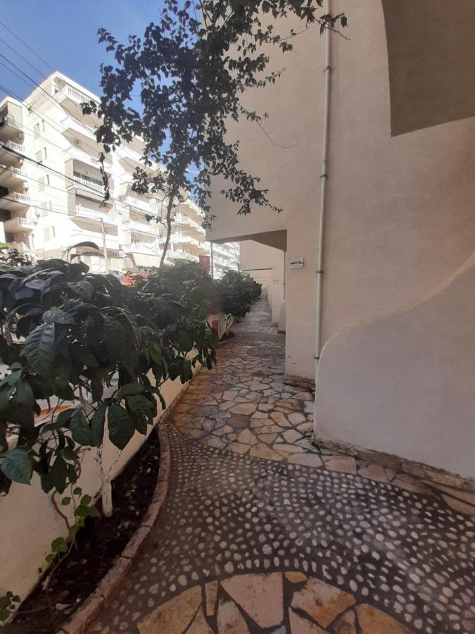 Kela Apartment 3 Саранде Екстериор снимка