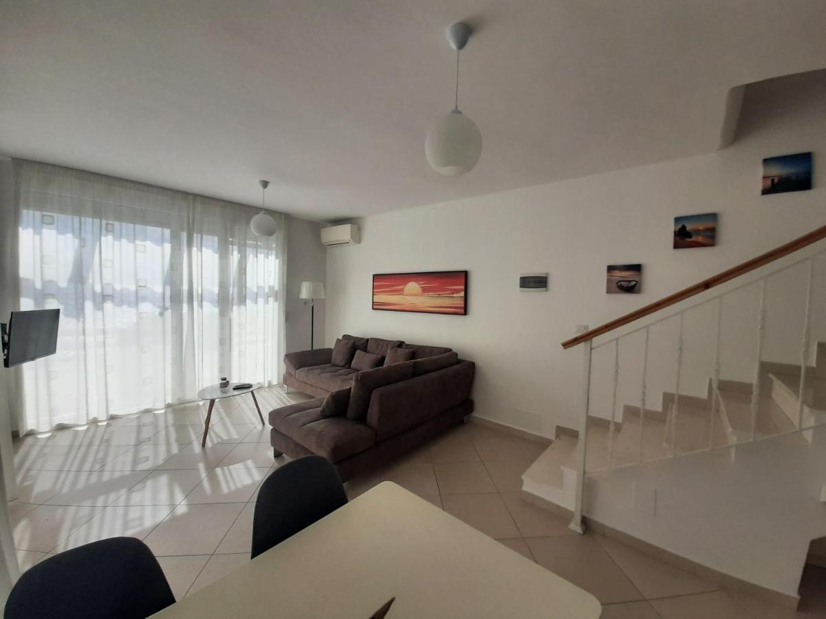 Kela Apartment 3 Саранде Екстериор снимка