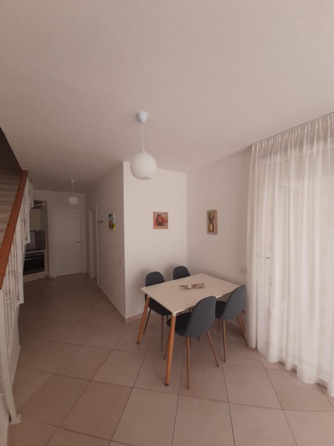 Kela Apartment 3 Саранде Екстериор снимка