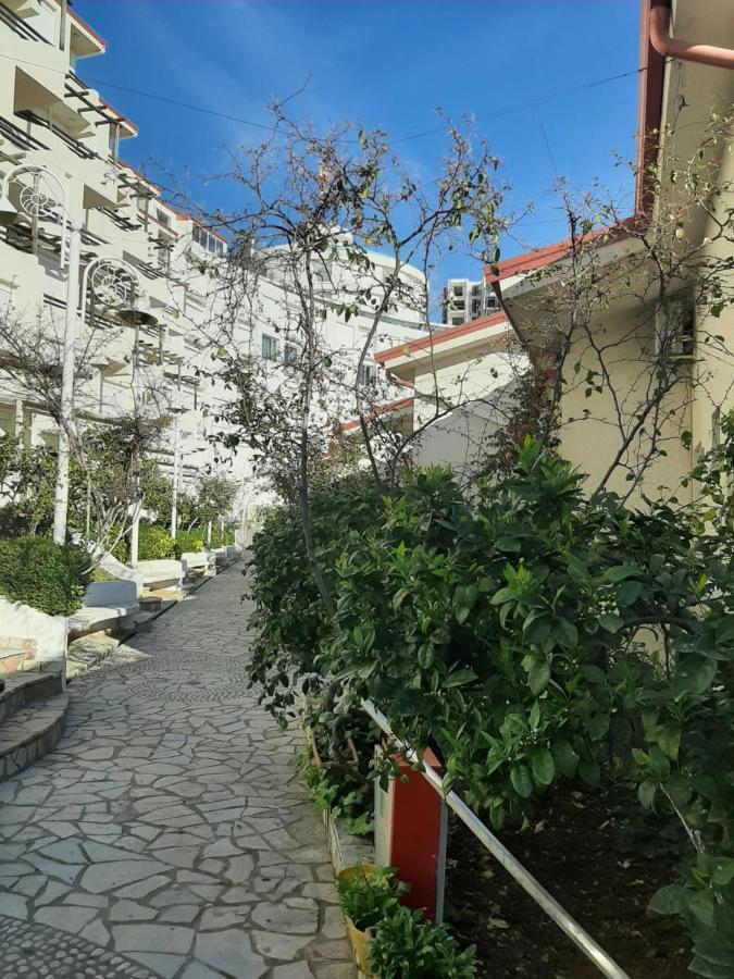 Kela Apartment 3 Саранде Екстериор снимка