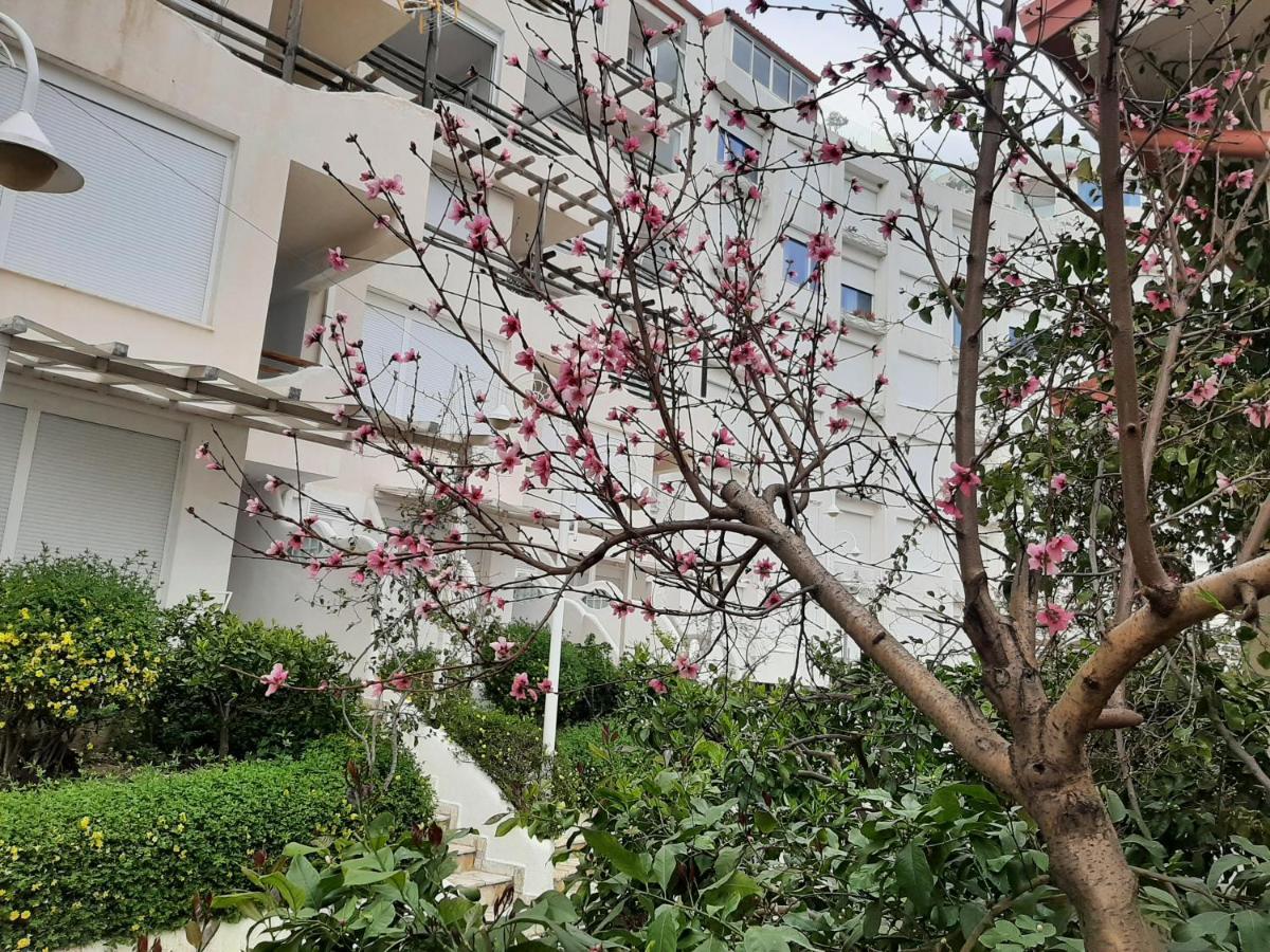 Kela Apartment 3 Саранде Екстериор снимка